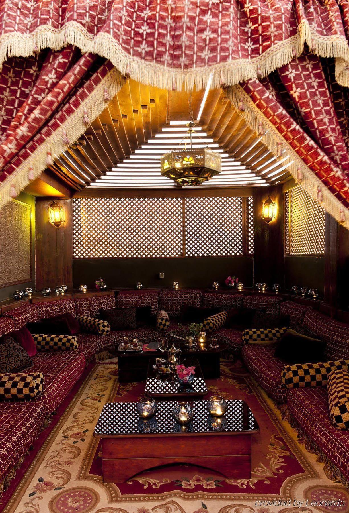 Barcelo Cairo Pyramids Hotel Restaurant foto